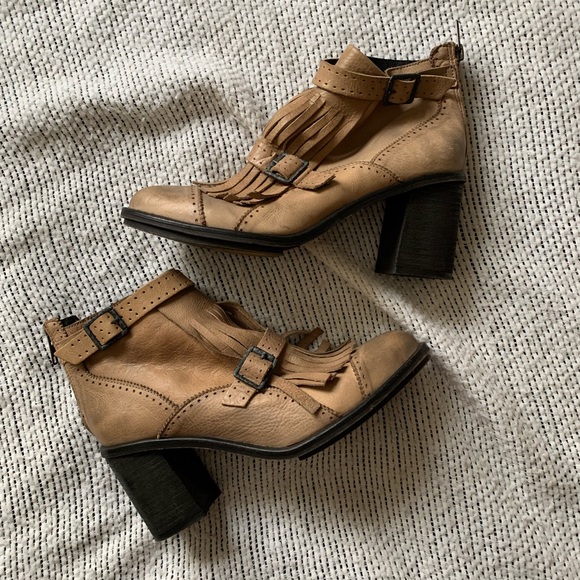 Free people boho boots. - Picture 5 of 8